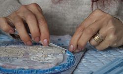 Hatay'da devlet desteğiyle üretimi sürdüren mozaik sanatçıları Avrupa'ya açıldı