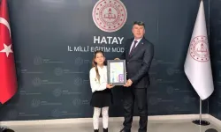Hataylı Öğrenciden Müdür Tüysüz'e Teşekkür