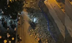 Payas İlçesinde Göçük: Araçlar Toprak Altında Kaldı!