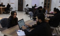 Suriye hükümetinin YPG'den kurtardığı Rakka'daki uzlaşı merkezinde yoğunluk sürüyor