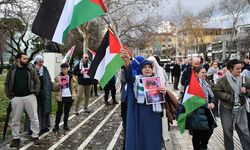 Tiran'da göstericiler Başbakan Edi Rama'nın İsrail ziyaretini protesto etti