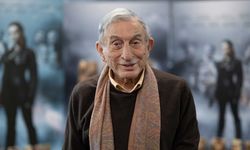 Tiyatronun zarif beyefendisi: Haldun Dormen