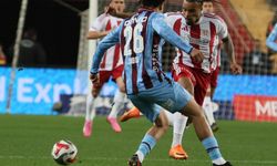 Trendyol Süper Lig: Antalyaspor: 1 - Trabzonspor: 0 (İlk yarı)