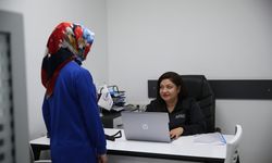 6 ŞUBAT DEPREMLERİNİN ÜÇÜNCÜ YILI - Depremde kaybettiği babasının izinden giden Buse, AFAD personeli oldu