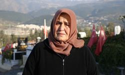 6 ŞUBAT DEPREMLERİNİN ÜÇÜNCÜ YILI - Depremde yaşamını yitiren AA muhabiri Burak Milli'nin annesi, evladını özlemle anıyor