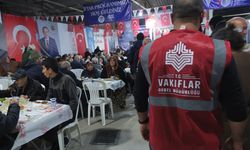 Adana Vakıflar Bölge Müdürlüğü Mersin'de iftar programı düzenledi
