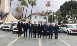 Alanya'da emniyet ve jandarma teşkilatına tahsis edilen 15 araç teslim edildi