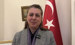 Antarktika'da 20 yıldır araştırma yapan Özsoy, Türk kadınlarının bilimde ön sıralara yükseldiğini belirtti