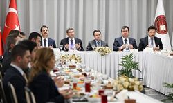 Bakan Gürlek HSK üyeleri ve çalışanlarıyla iftarda buluştu