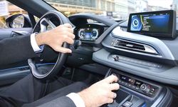 BMW, yangın riski nedeniyle dünya çapında yüz binlerce aracı geri çağıracak