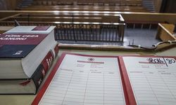 'Casusluk' iddianamesinde 'yabancı istihbarata aktarılan verilerle siyasi menfaat elde edildiği' iddiası