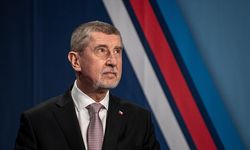 Çekya Başbakanı Babis, 15 yaş altındakilere sosyal medya yasağı getirilmesini destekliyor