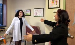 Çocukluk çağı kanserini yenen doktor hastalara şifa dağıtıyor