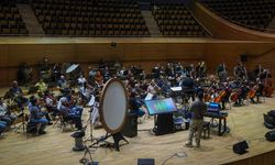 CSO evrenin varoluşunu müzikle anlatan 'Kozmik Senfoni'nin Türkiye prömiyerine hazırlanıyor