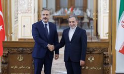 Dışişleri Bakanı Fidan, İranlı mevkidaşı Erakçi ile telefonda görüştü