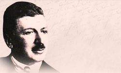 Edebiyat dünyasına yenilikçi kimliğiyle iz bırakan şair: Cenap Şahabettin