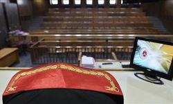 Ekrem İmamoğlu'nun diplomasının sahte olduğu iddiasıyla yargılandığı davada ara karar