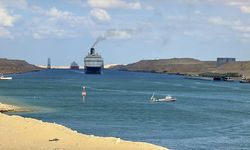 Gazze'de ateşkesin ardından Süveyş Kanalı'nın gelirleri artış gösterdi