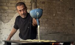 Gazze'deki yokluğa rağmen Filistinli tatlıcı ramazan sofralarında 'umudu ve geleneği' yaşatıyor