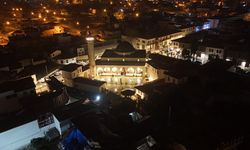 Habibi Necar Camii'nde ilk teravih kılındı