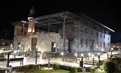 Hatay ve Osmaniye'de ilk teravih namazı kılındı