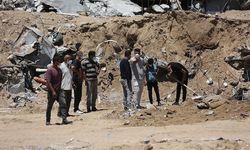 İsrail ablukası, enkaz altında kalan Filistinlilerin cesetlerinin çıkarılmasını durdurdu