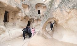 Kapadokya'daki Zelve ve Paşabağı ören yerleri geçen yıl 1,2 milyon ziyaretçi ağırladı