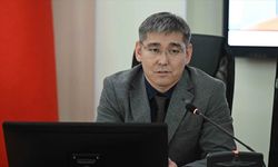 Kırgızistan Sağlık Bakanlığına Türkiye mezunu Damirbek Osmonov atandı