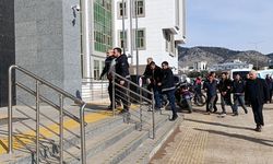 Köy kuşatıldı, katiller ile onlara yardım edenler yakalandı: 4 şüpheli adliyeye sevk edildi