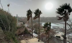 Meteorolojiden Doğu Karadeniz ve Batı Akdeniz'in batısı için fırtına uyarısı