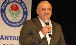 Miran: '28 Şubat gibi karanlık dönemlerde Eğitim-Bir-Sen yasakçı zihniyete karşı asil bir direniş sergiledi'