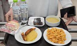 Öğrenciler, KYK yurtlarındaki yemek hizmetlerinden memnun