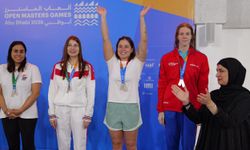 Rekortmen yüzücü Bengisu Avcı'dan yeni masterler Türkiye rekoru