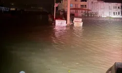 Samandağ’da Deniz Taştı: Vatandaş Panik Yaşadı!