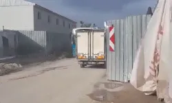 Antakya Saray Caddesi'nde Trafik Krizi Aşılamıyor!