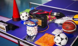 Spor Şehri İstanbul Projesi kapsamında spor malzemeleri dağıtıldı