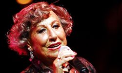 Türk sanat müziğinin 'efsane' sesi: Müzeyyen Senar