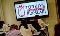 'Türkiye Bursları'na bu yıl 200 bine yakın rekor sayıda başvuru yapıldı