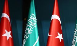 Türkiye ve Suudi Arabistan'ın güçlenen siyasi ilişkileri bölge istikrarını olumlu etkiliyor