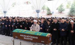 Usta yazar Bülent Akyürek, son yolculuğuna uğurlandı