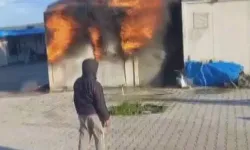 Antakya'da Alevlere Teslim Olan Konteyner Kullanılamaz Hale Geldi
