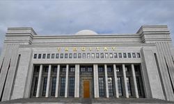 Yargıtay, eski çalışanının fotoğrafını sosyal medyada paylaşan patronun cezasını onadı