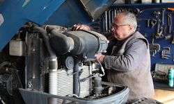 Yarım asrı aşkın süredir traktör tamiri yapıyor