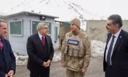 Yayman’dan Mehmetçiğe Moral Ziyareti