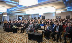 Yeniden Refah Partisi Genel Başkanı Erbakan, Adana'da partisinin iftar programına katıldı