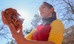 81 ilin tarihi yapılarını yarı değerli taşlara resmettiler