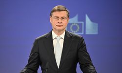 AB, ABD'den Rus petrolüne tavan fiyat uygulamasını sürdürmesini istedi