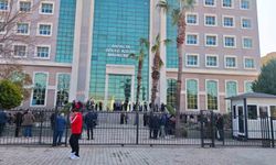 Antalya Büyükşehir Belediyesi yolsuzluk ve rüşvet davasında 2'nci gün: Tutuksuz sanıkların savunmaları alınmaya devam ediliyor