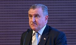 Bakan Bak'tan milli atıcılara tebrik mesajı