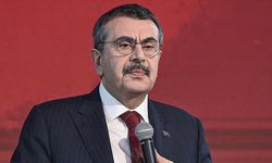 Bakan Tekin: Türkiye Yüzyılı Maarif Modeli'ne dijital okuryazarlıkla ilgili uyulması gereken kriterleri yerleştirdik